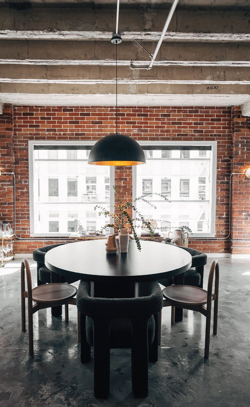 Брутальный лофт с мягкими акцентами в Лос Анджелесе loft interyery vdokhnoveniye 4